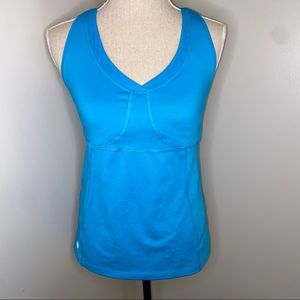 Athleta VaVa aqua blue racerback tank top with built in bra size 34DD